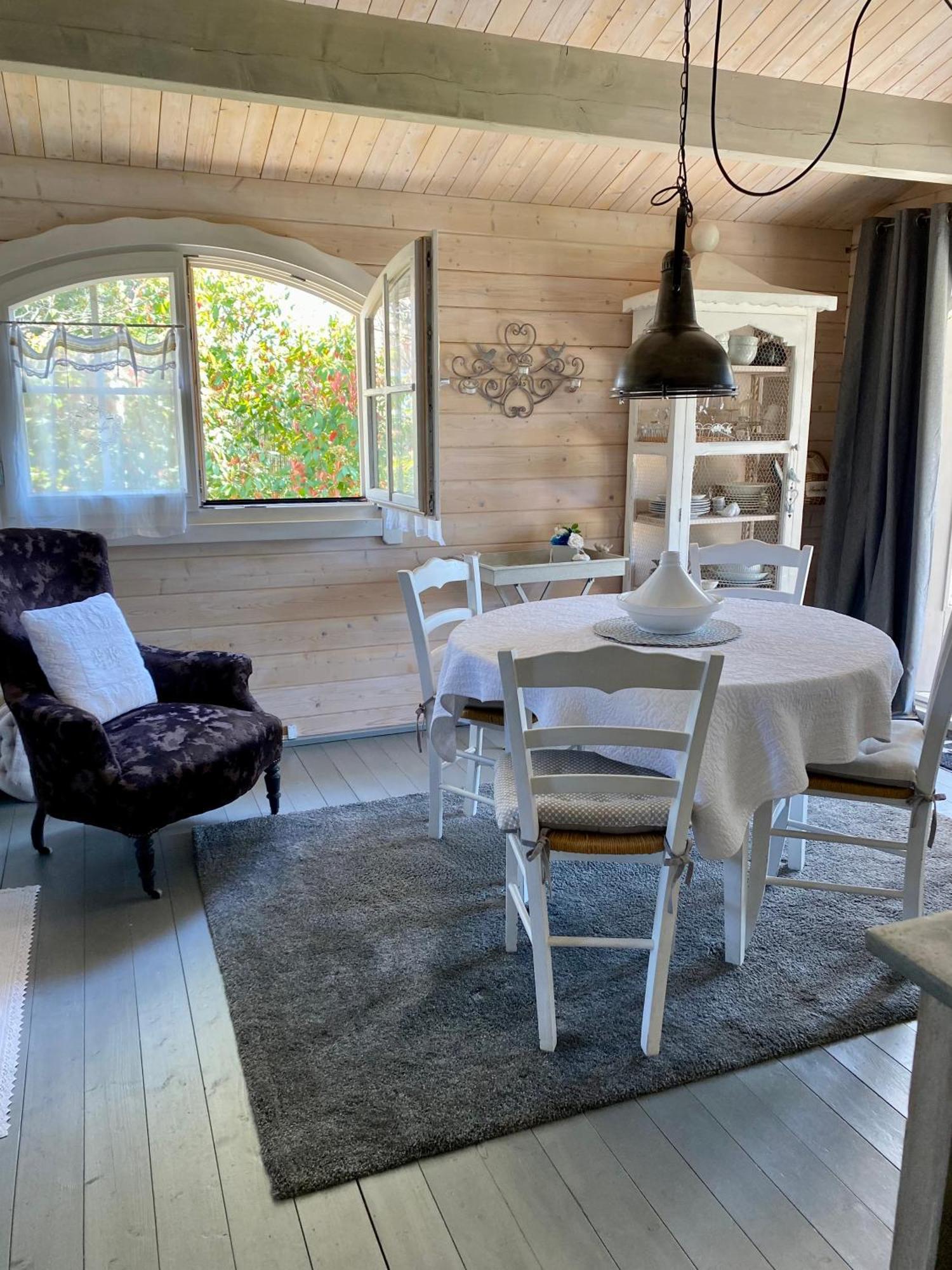 Chalet De Charme Aniane Exterior photo